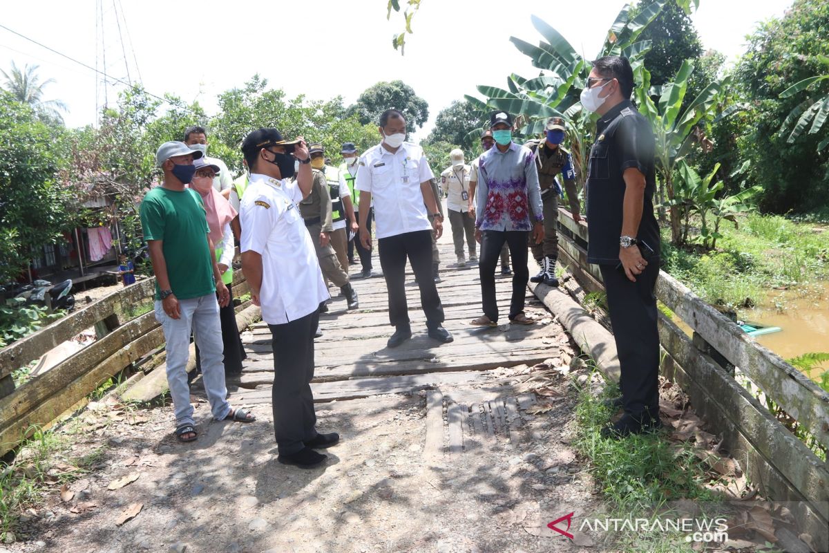 Jembatan penghubung Sungai Kupang dan Lungau rusak