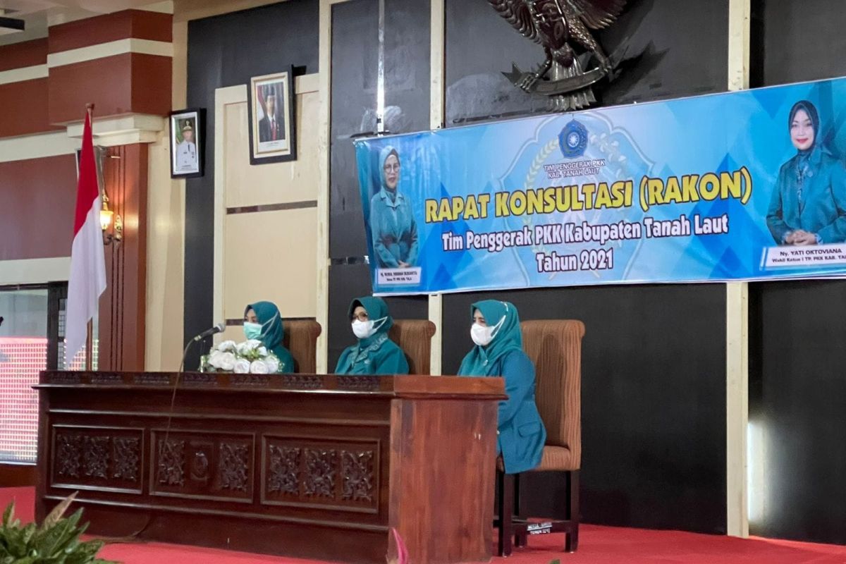 Ketua Tim Penggerak PKK kecamatan diminta lebih aktif dalam pembinaan kader