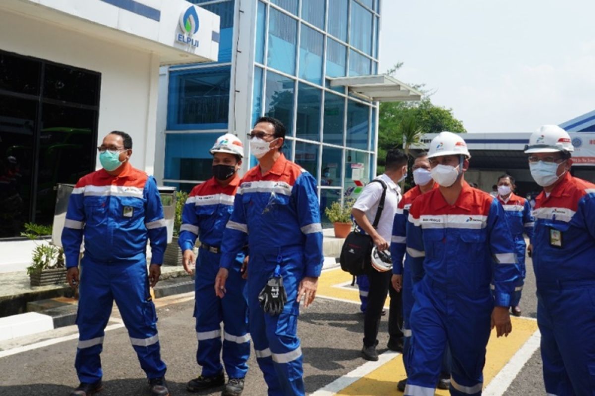 Komisaris Utama Pertamina kunjungi depot elpiji Pulau Layang