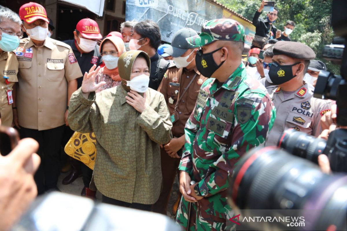 Mensos instruksikan penyiapan stok sembako bagi penyintas bencana Luwu