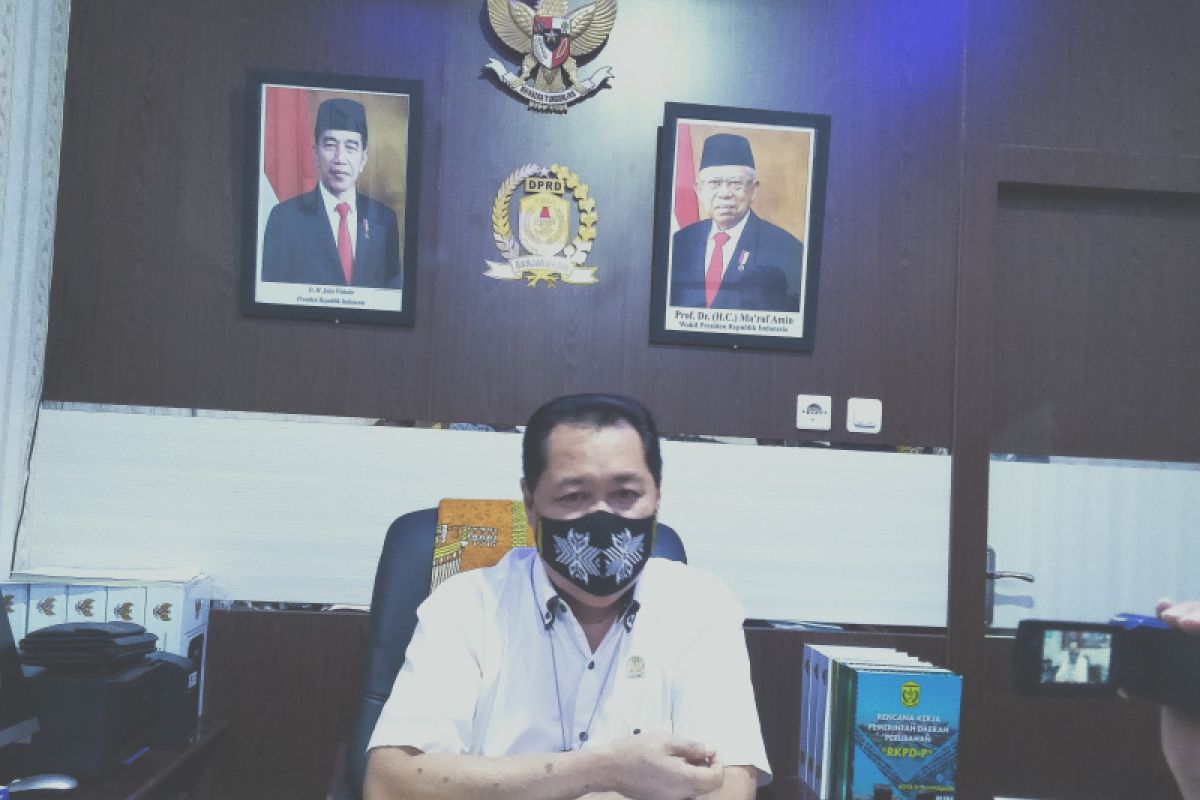 DPRD Banjarmasin setuju protes PPKM level 4 tapi instrospeksi diri pula