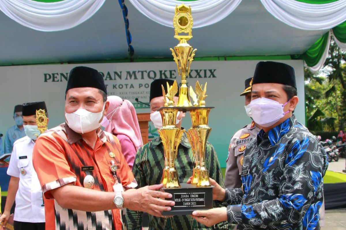 Kafilah Pontianak Timur juara umum MTQ XXIX tingkat kota