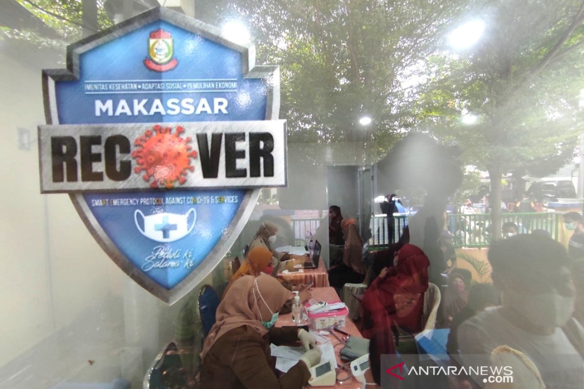 Vaksinasi COVID-19 di Makassar capai 64 persen