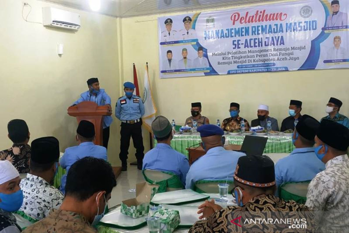 Remaja masjid di Aceh Jaya di latih manajemen pengelolaan masjid