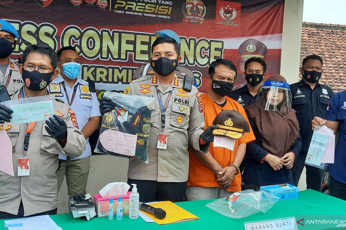 Polresta Tangerang tangkap polisi gadungan menipu korban Rp300 juta