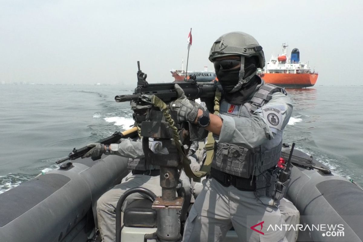 Tim Reaksi Cepat Bakamla latihan VBSS