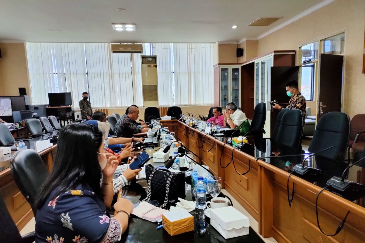 Wakil rakyat Kotim konsultasikan aset dan BUMD dengan DPRD Kalsel