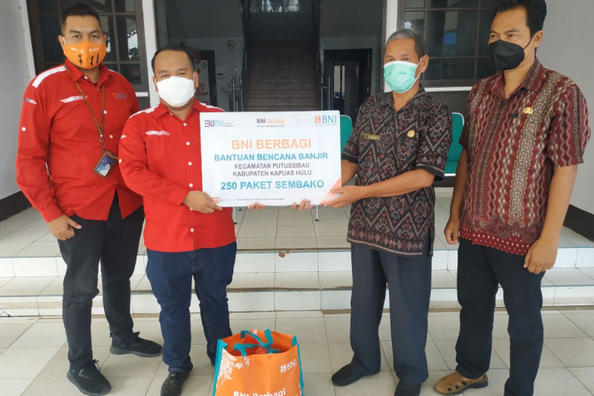 BNI salurkan bantuan untuk korban banjir di Kapuas Hulu Kalbar