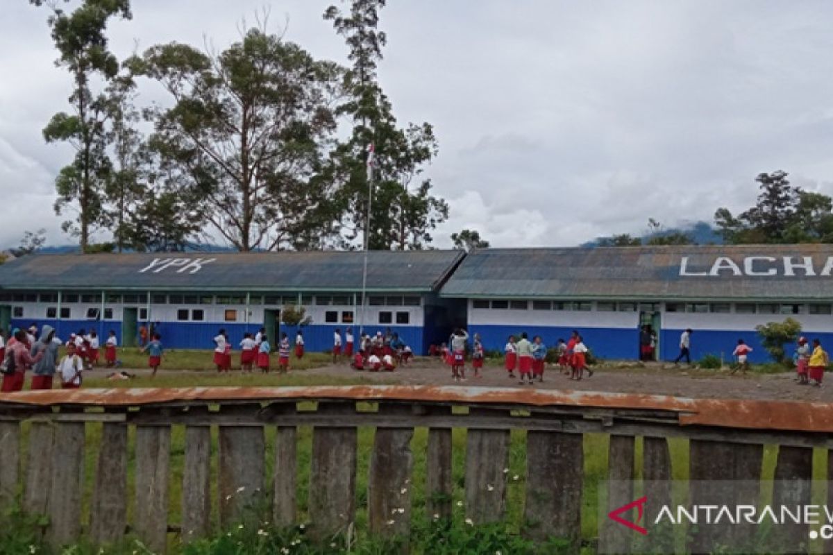 WVI turunkan tim survei kemampuan membaca anak pedalaman Papua