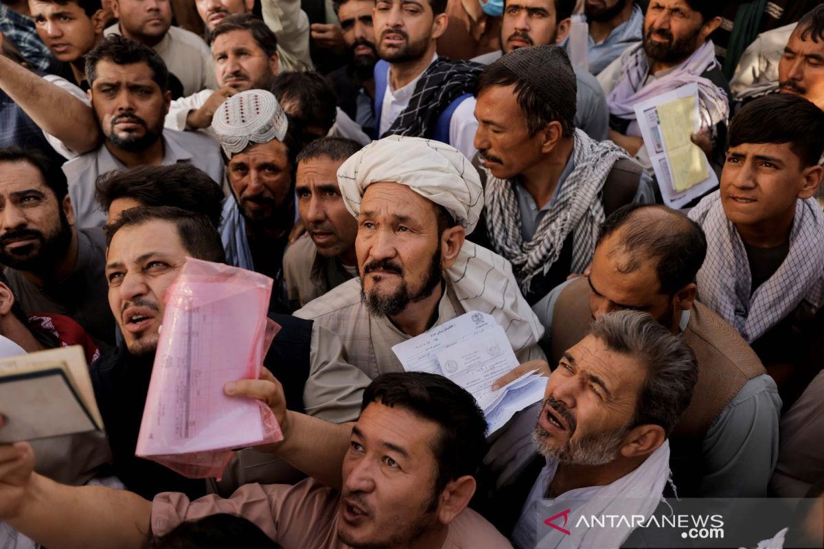 Taliban mulai bayar gaji  pegawai negeri Afghanistan