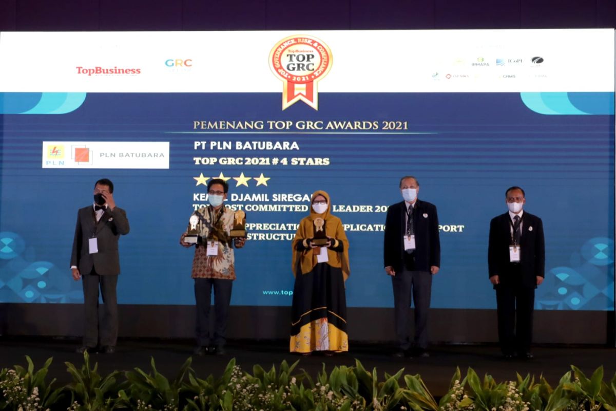 PLN Group Borong 11 Penghargaan TOP GRC Awards 2021