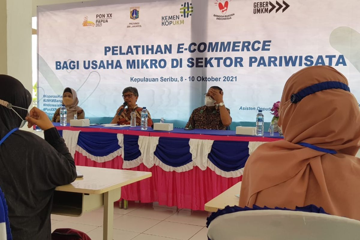 Ministry trains tourism business players on jakarta's Tidung Island