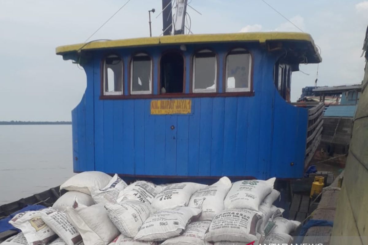 Kapal bermuatan pinang dari Selatpanjang tenggelam di Selat Malaka