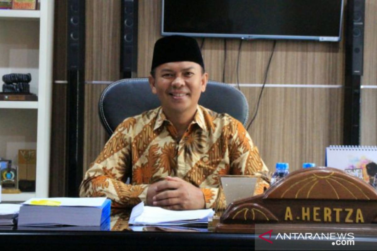 Ketua DPRD Pangkalpinang apresiasi perjuangan guru honorer dan paguyuban