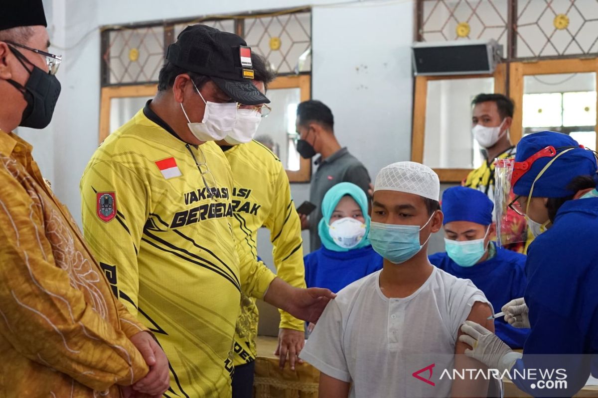 Paman Birin tinjau vaksinasi bergerak di Ponpes Minhajul Abidin