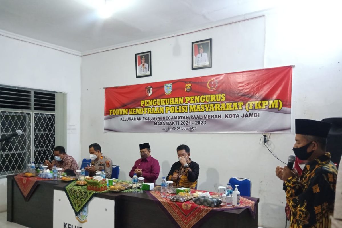 Forum Kemitraan Polisi Masyarakat (FKPM) Kota Jambi resmi dikukuhkan