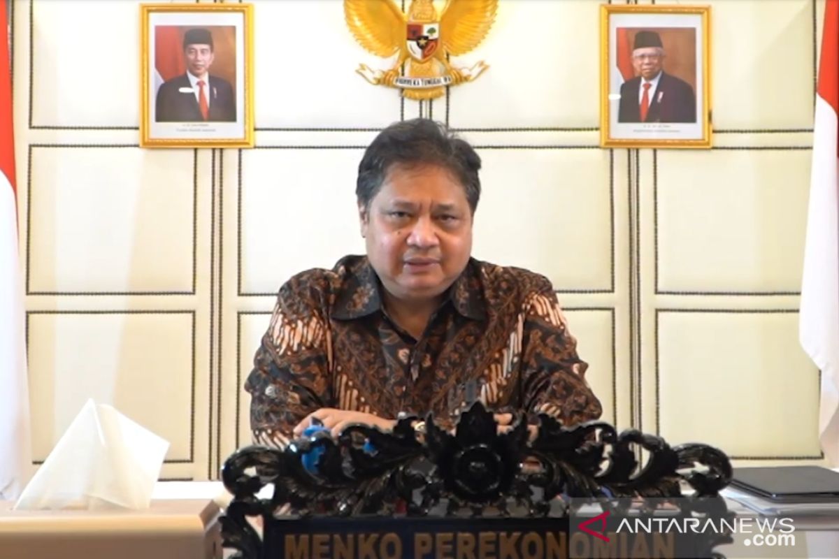 Indonesian migrant workers contribute to national economy: Hartarto