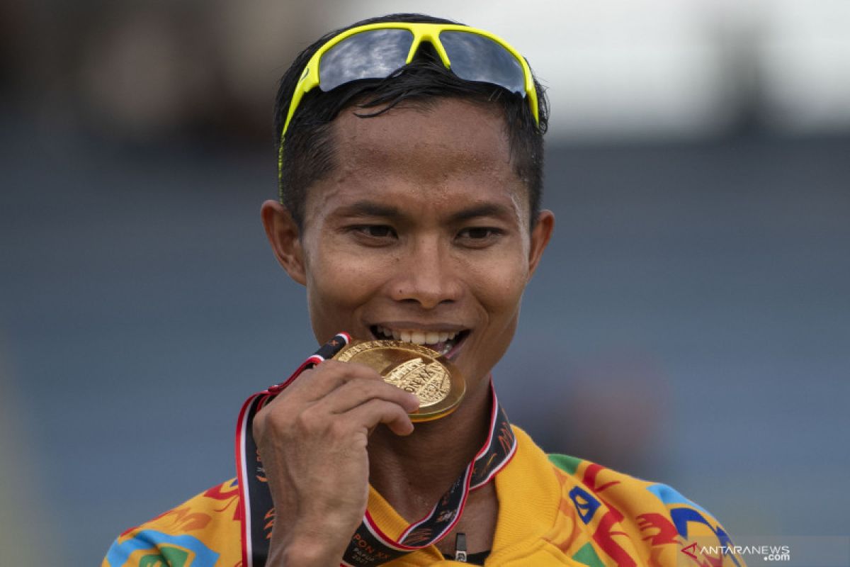 Ridwan berjaya dengan raih emas di nomor 1.500 meter putra PON Papua