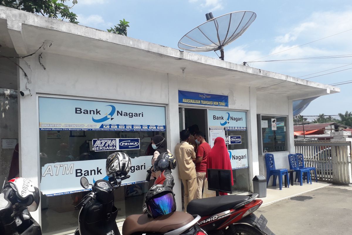 Tujuan Bank Nagari Simpang Empat Pasaman Barat ajak nasabah tukar ATM ke jenis chip