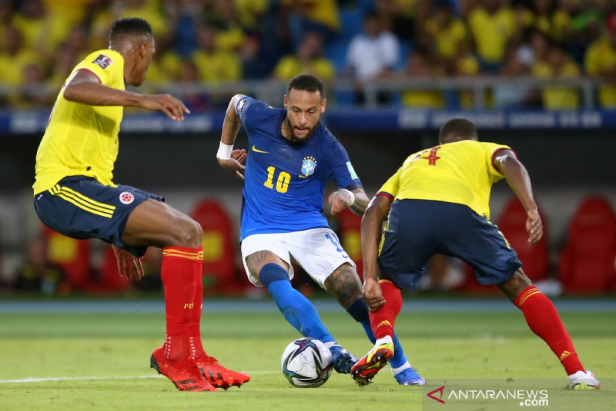 Brazil berbagi poin dengan Kolombia  usai bermain imbang tanpa gol