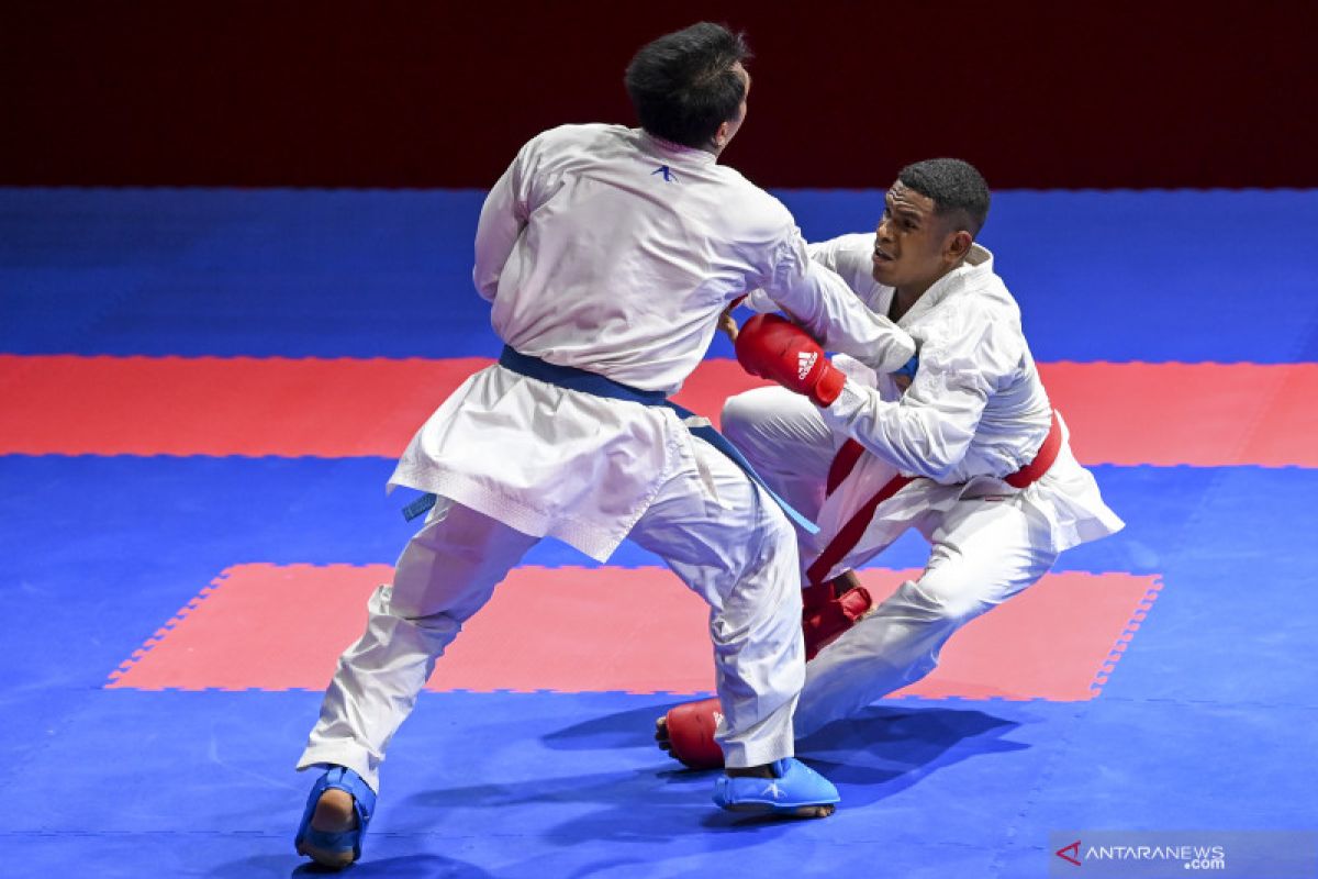 Kontingen karate Sumbar bertekad curi medali  dari nomor tarung