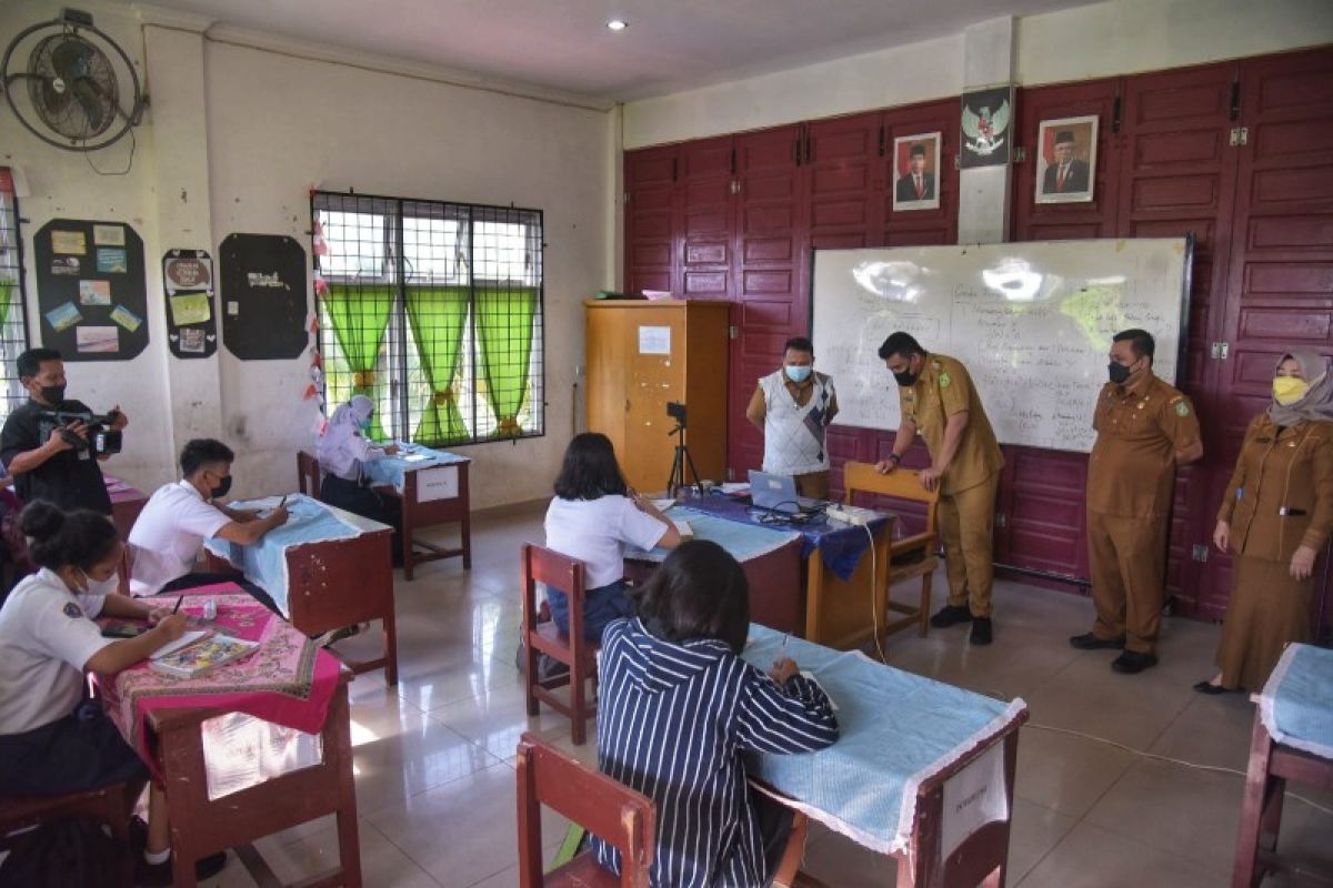 Murid SMP di Medan kembali mengikuti PTM