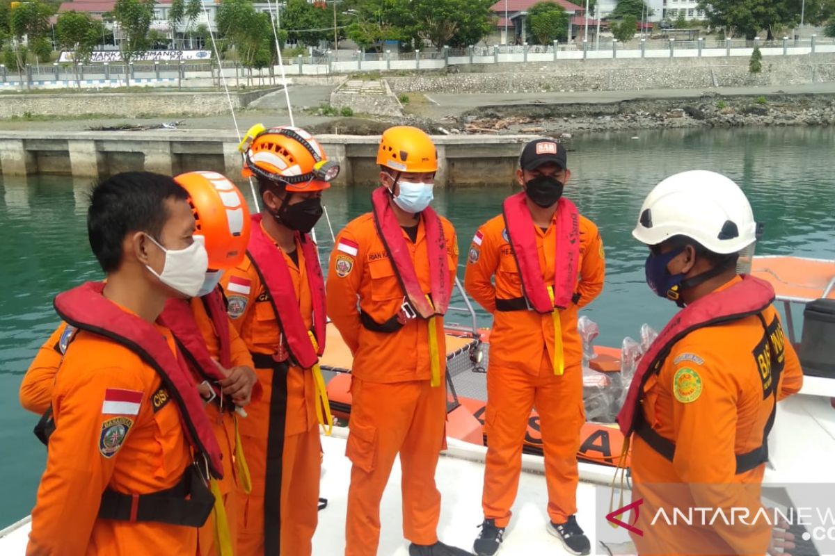 Enam kru KM Niaga Sari  ditemukan selamat di perairan Donggala