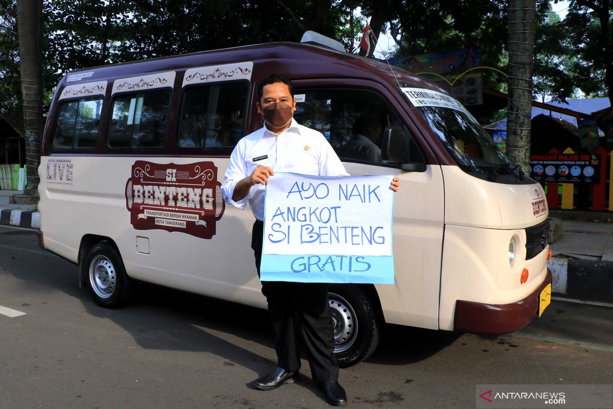 Pemkot Tangerang gratiskan naik angkot 