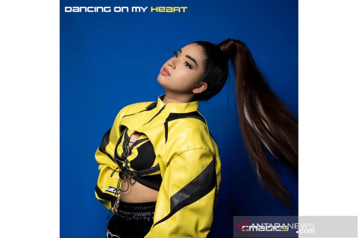 Cmagic5 ajak pendengar berdansa lewat single "Dancing On My Heart"