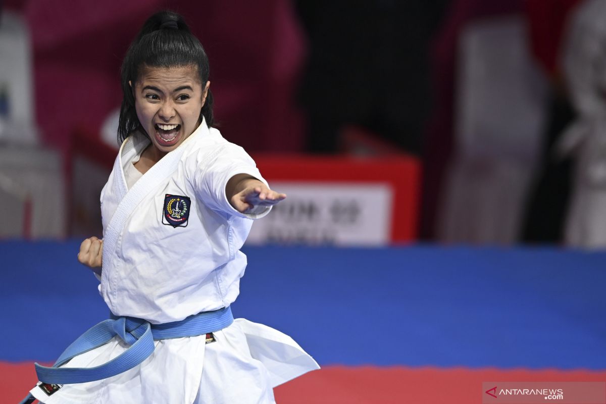 Karateka Krisda Putri Aprilia rebut emas SEAKF 2022  Kamboja