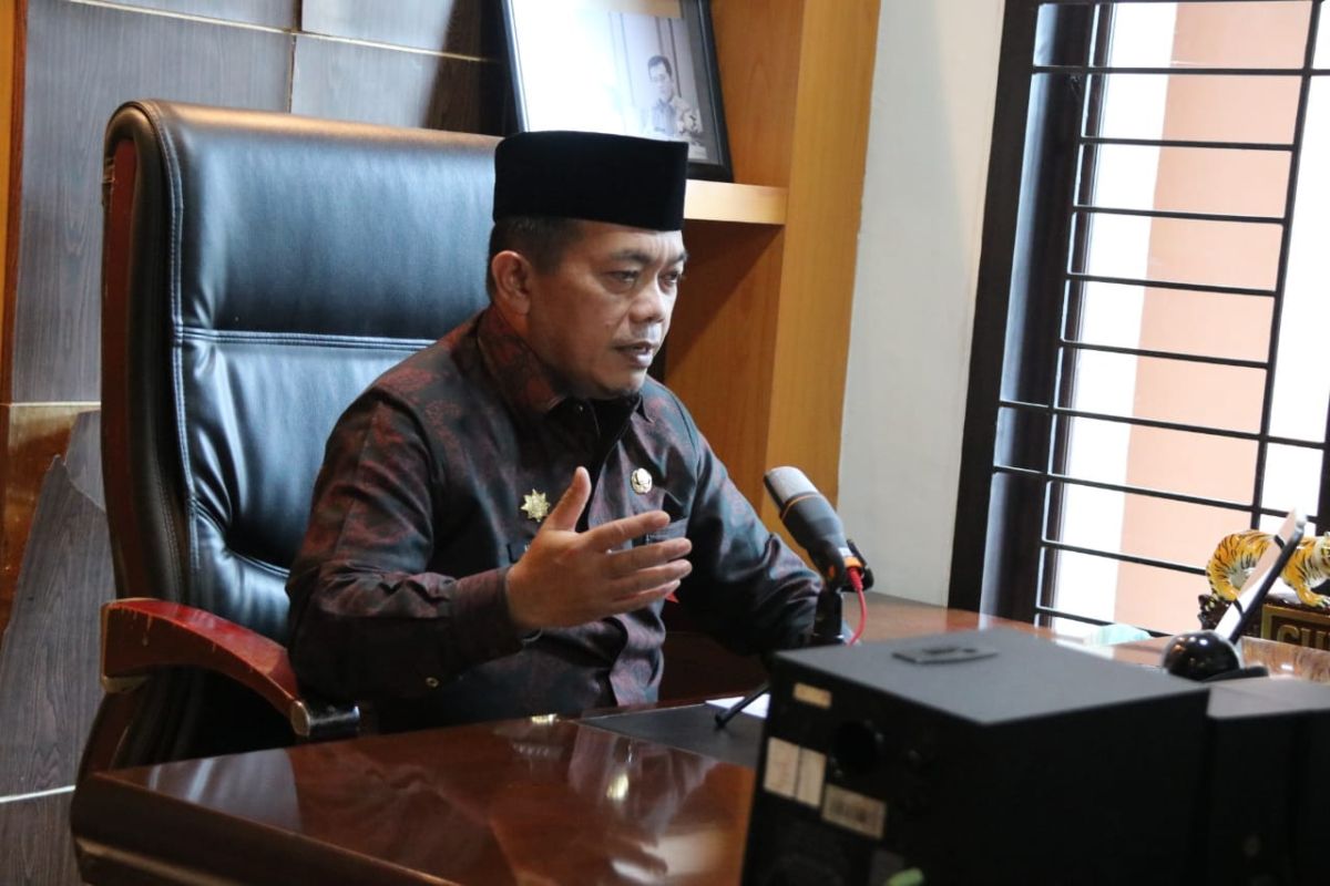 Pemprov Jambi memperbaiki iklim berinvestasi dengan kemudahan perizinan