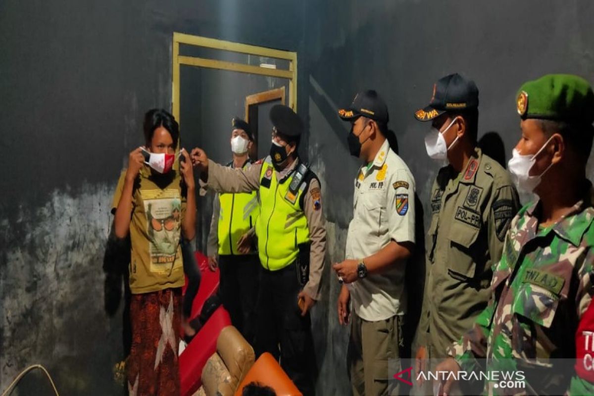 Polres Pekalongan Kota ingatkan warga tetap patuhi prokes ketat