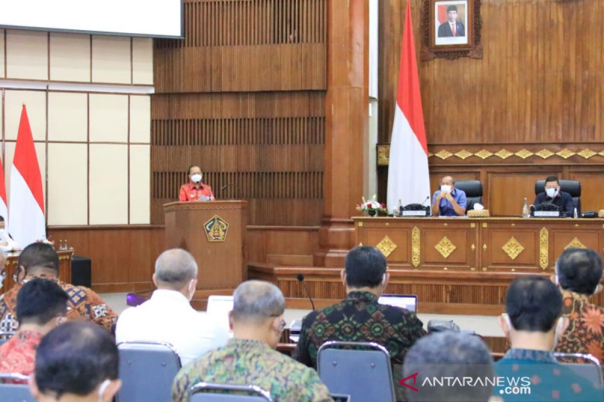 Gubernur Bali sebut keberadaan Kesbangpol  di daerah tak efektif