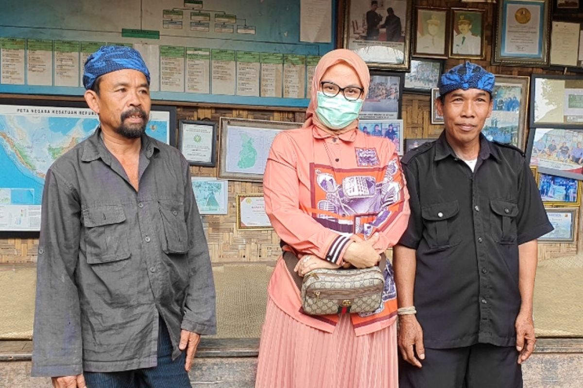 Pansus Rapereda tentang  Desa Adat DPRD Banten minta masukan suku Baduy