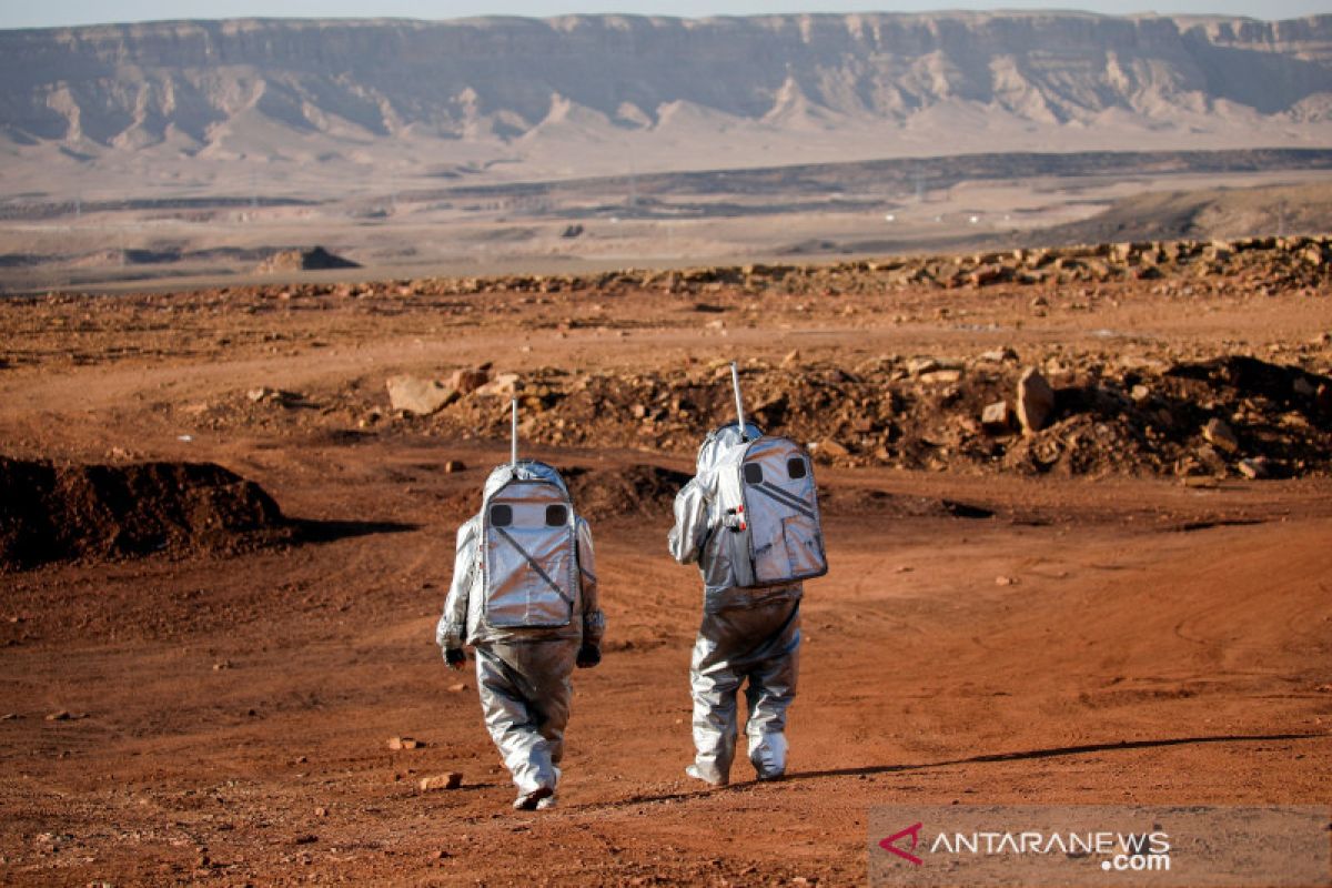 Ilmuwan simulasikan kehidupan di Mars di Kawah Ramon