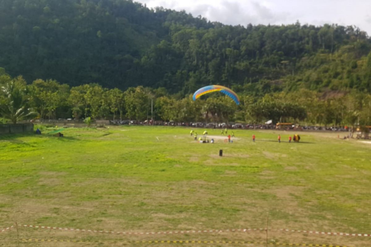 Paralayang tambah jumlah emas Sumbar di PON