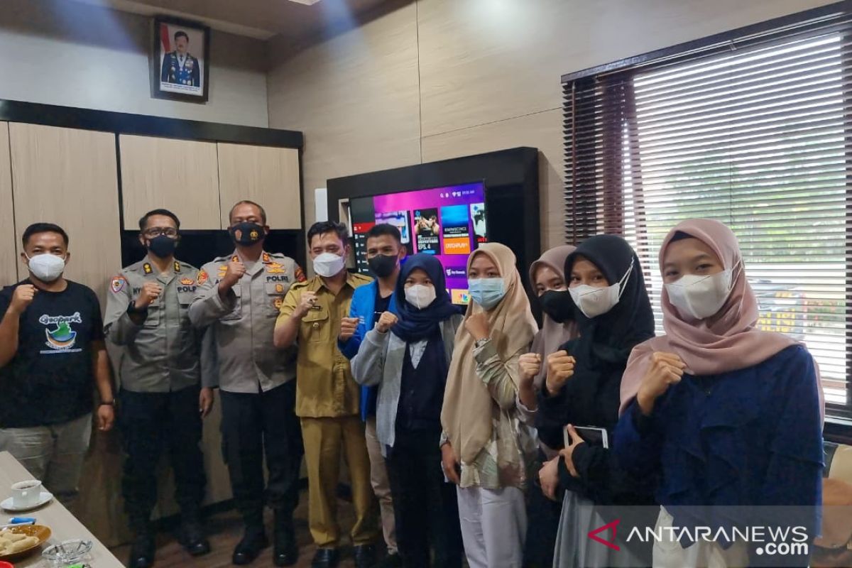 Polres Bangka Barat gandeng mahasiswa edukasi vaksinasi COVID-19