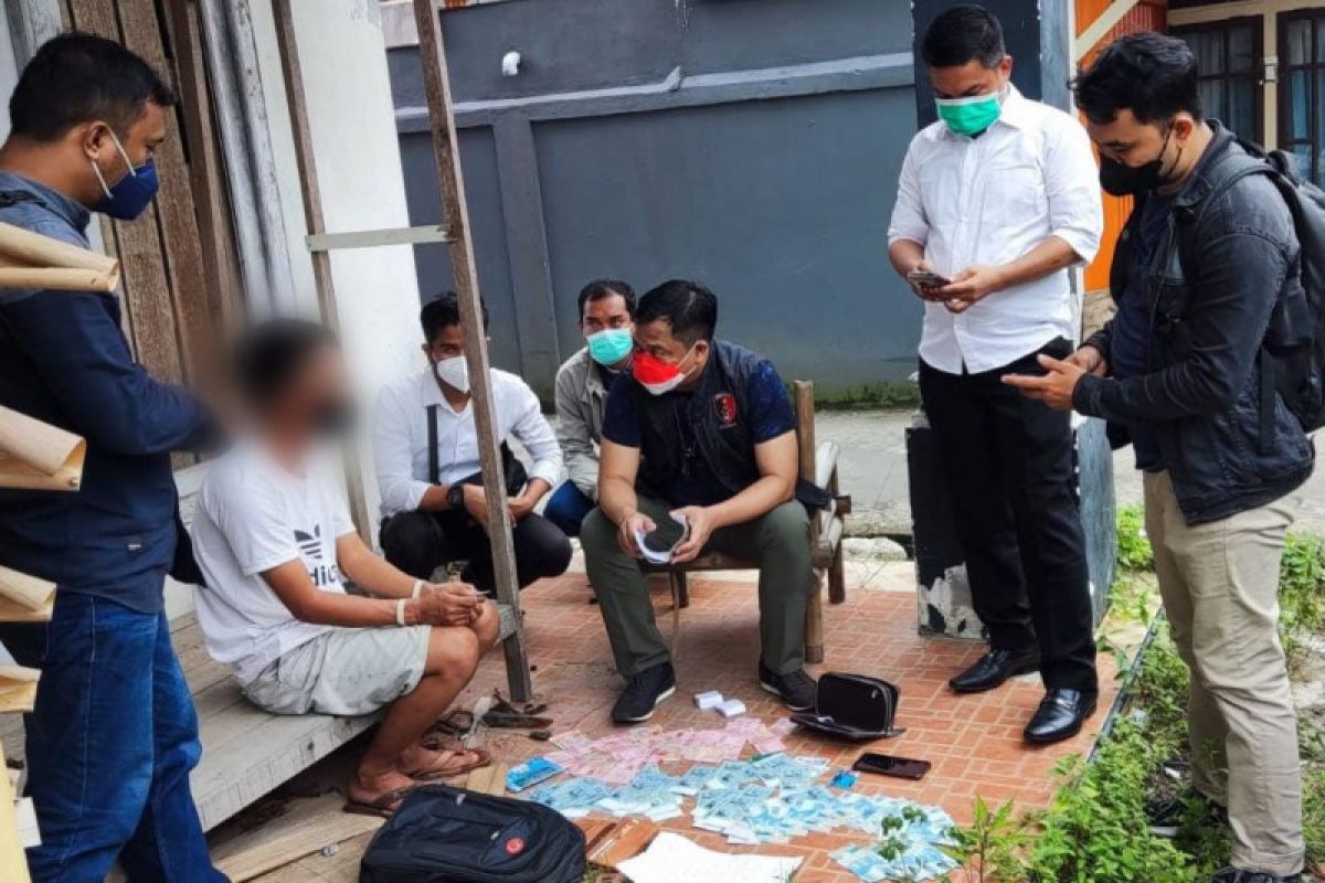 West Kalimantan police foil human-trafficking operation