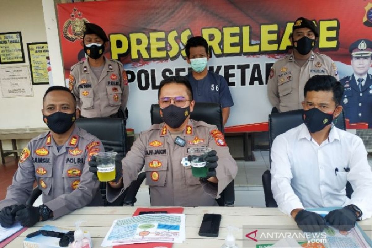 Seorang pria di Sampit ditangkap polisi karena ubah warna pertalite mirip premium