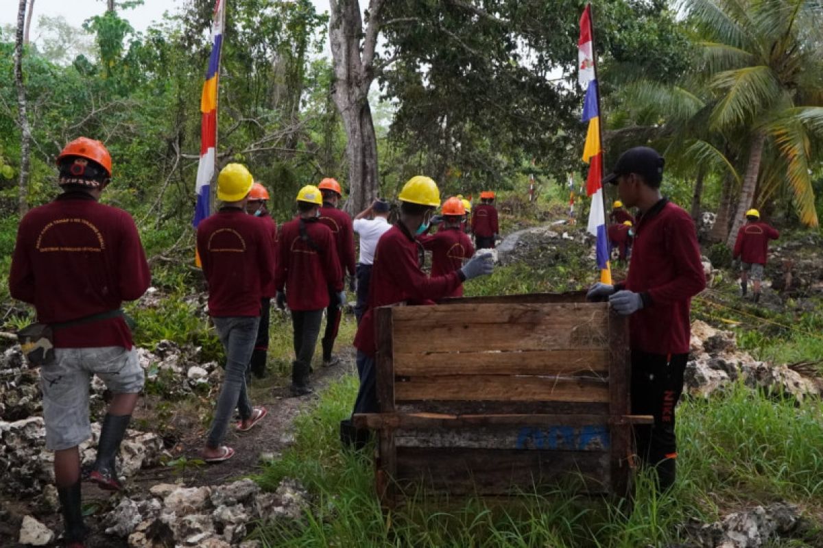 Kemenhub libatkan 40 warga buka akses jalan Menara Suar Tanjung Pemali