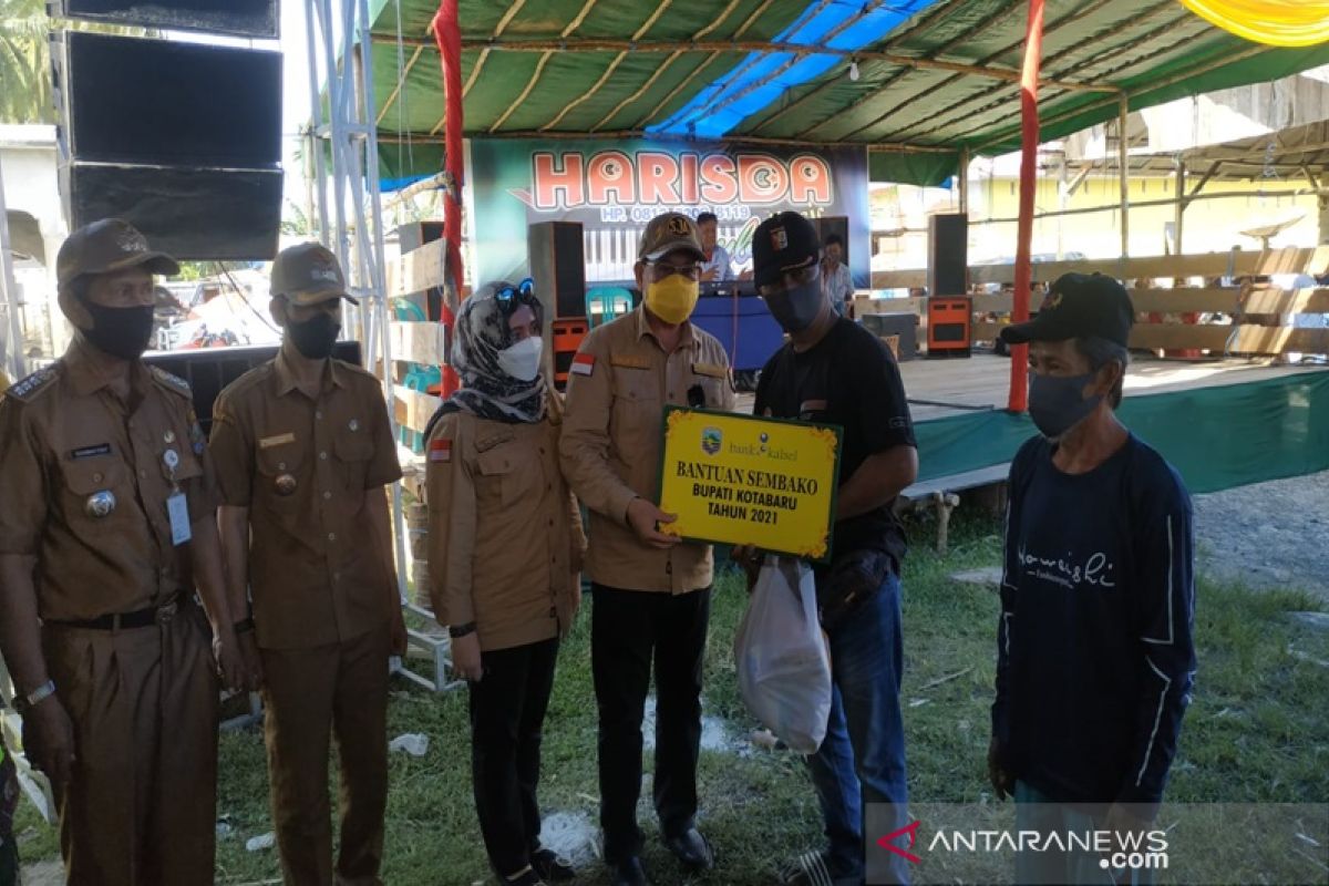 Bupati Kotabaru kunjungi dua kecamatan di Pulau Laut.