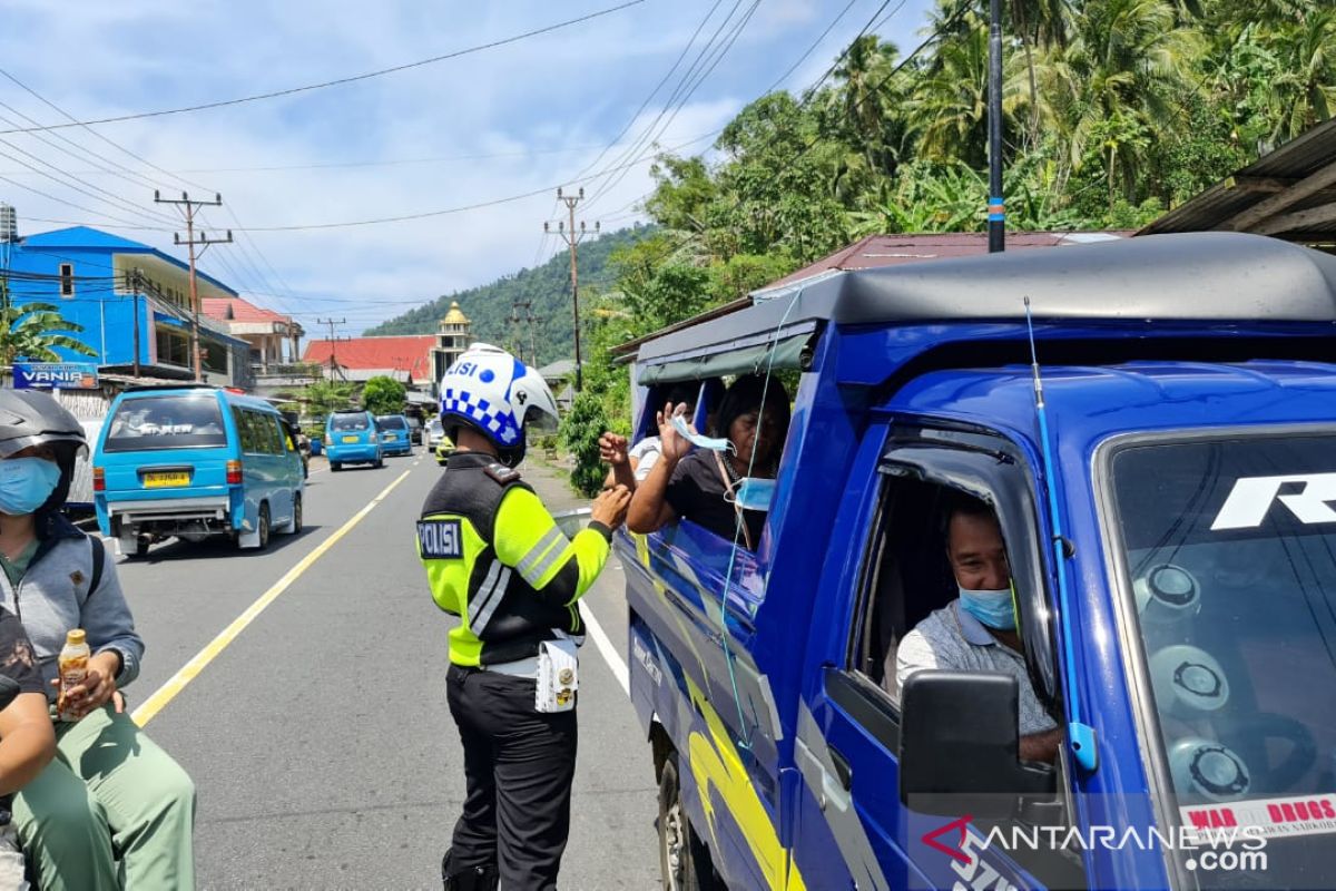 Satlantas Polres Sangihe imbau warga patuhi Prokes