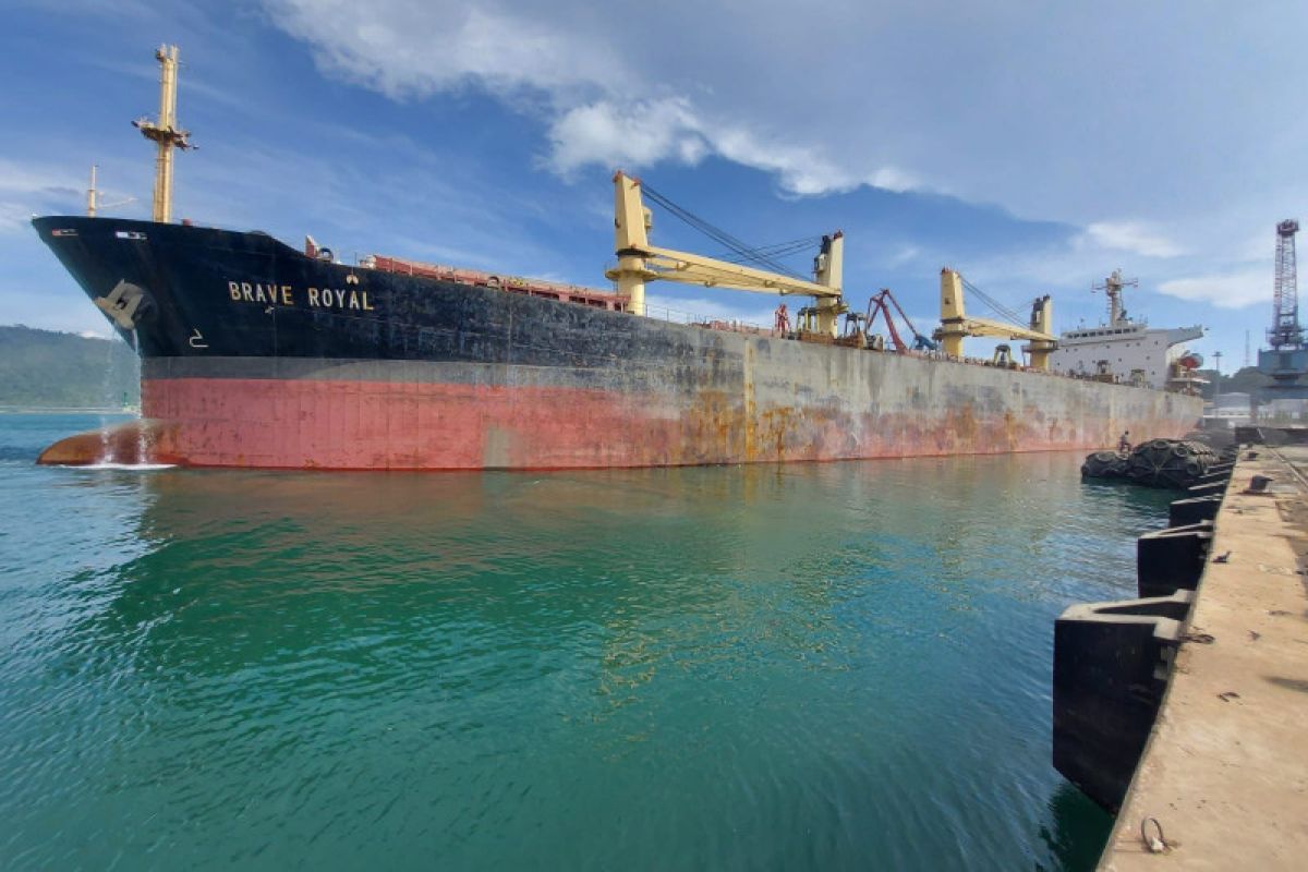 Realisasi ekspor PT Semen Padang hingga September capai 484 persen