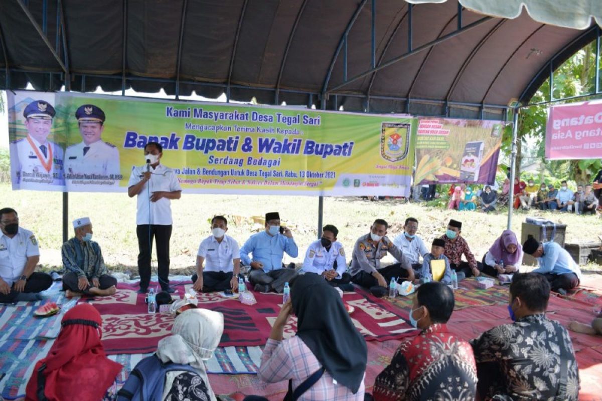 Resmikan Jalan dan bendungan di Dolok Masihul, Bupati Sergai imbau masyarakat rawat hasil pembangunan