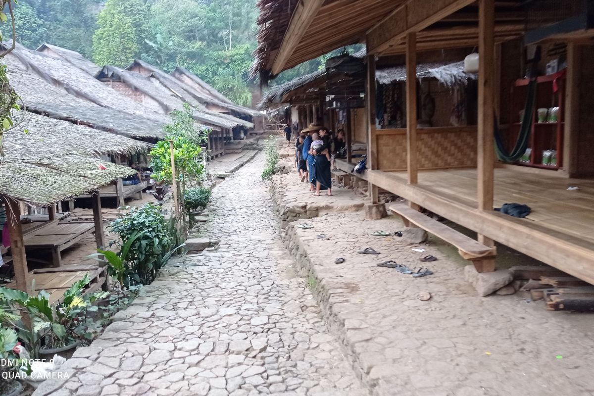 Belasan rumah di kawasan Badui kebakaran hingga rata dengan tanah