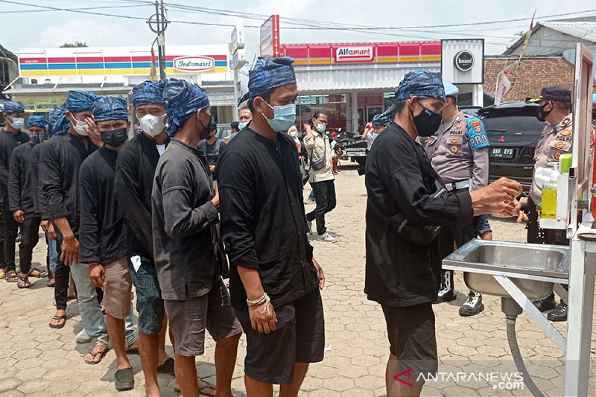 100 warga Badui siap divaksinasi percepat kekebalan komunal