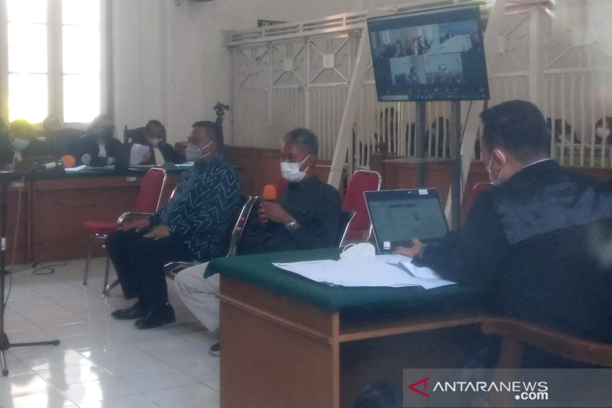 Auditor BPK bantah terima uang dari terdakwa Edy Rahmat