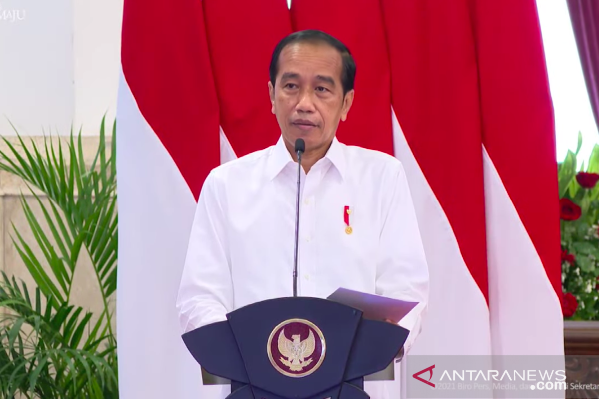 Presiden sebut mobil listrik buatan Indonesia akan muncul pada 2023-2024