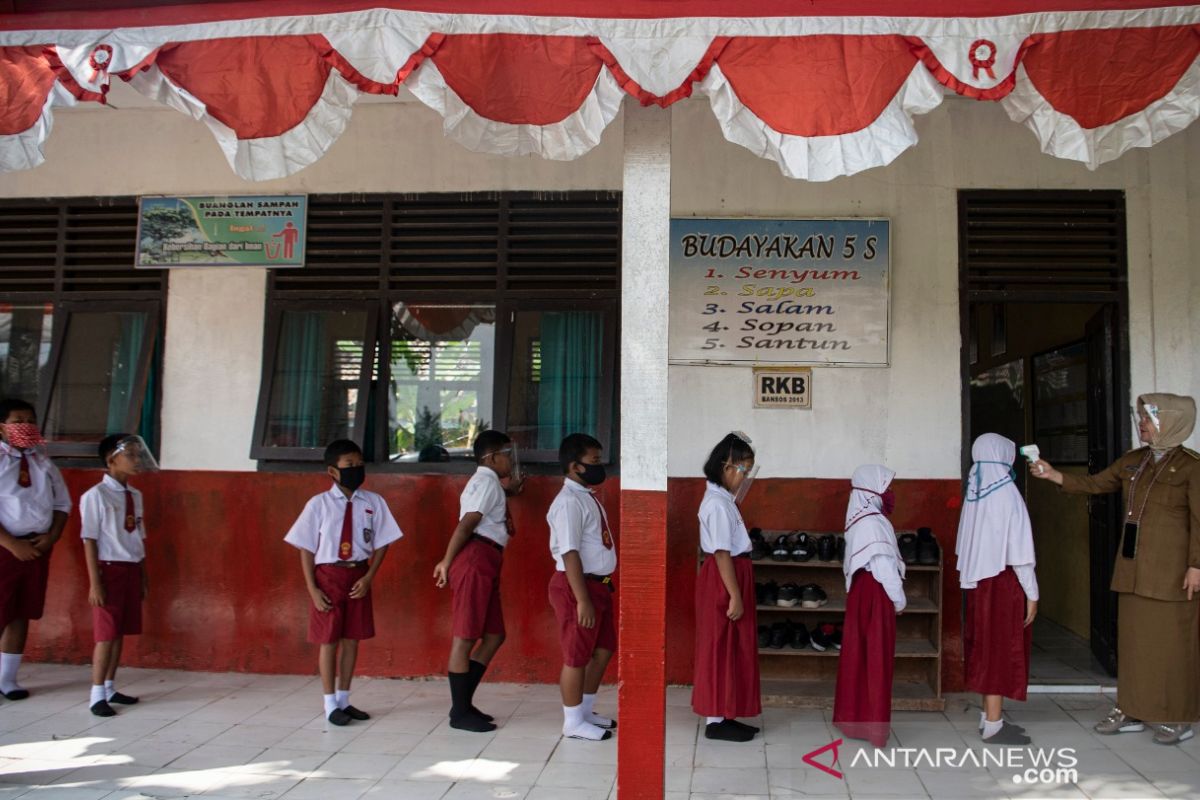 Siswa Kota Palembang disarankan belajar tiga jam di sekolah