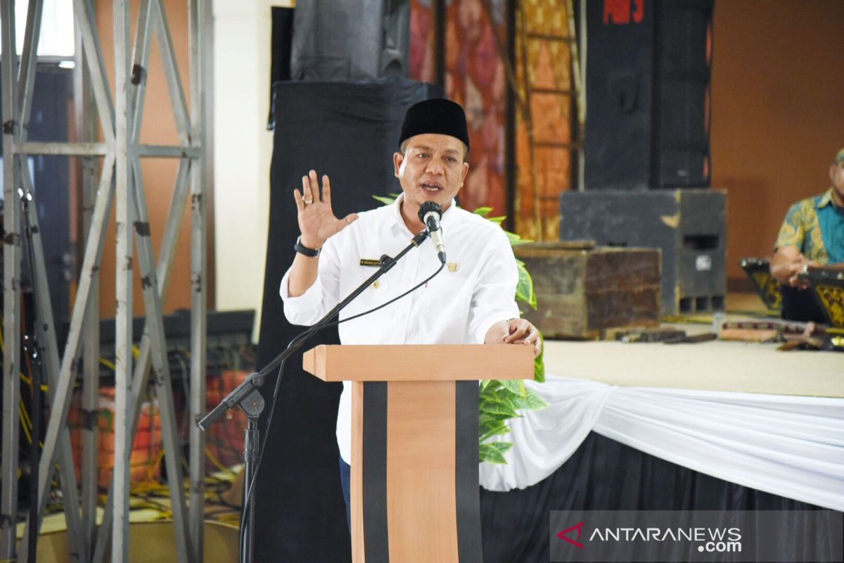 Bupati Bandung wajibkan warga berbahasa Sunda setiap Rabu